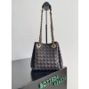 Bottega Veneta chain